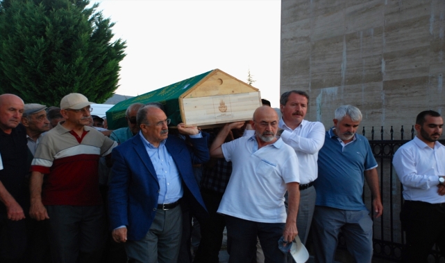 GÜNCELLEME - Yazar ve akademisyen Prof. Dr. Gürdoğan son yolculuğuna uğurlandı