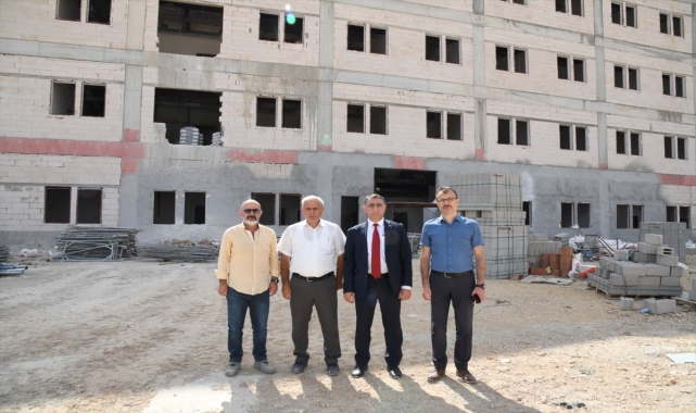 KAEÜ heyeti 400 yataklı yeni hastane inşaatını inceledi