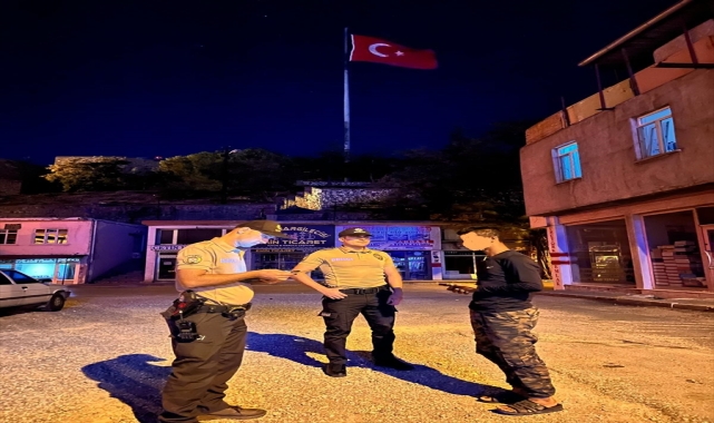 Niğde'de mahalle bekçileri aranan 54 şüpheliyi yakaladı