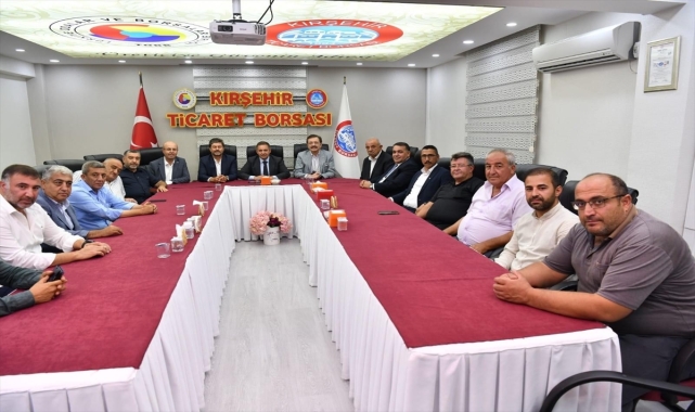 TOBB Başkanı Hisarcıklıoğlu, Kırşehir Ticaret Borsasını ziyaret etti
