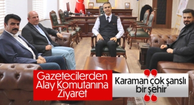 Gazetecilerden Alay Komutanına ziyaret
