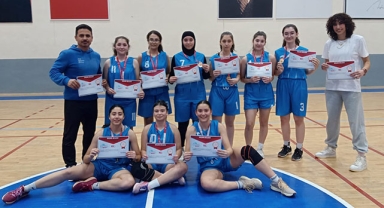 BASKETBOL GRUP MÜSABAKALARINDA YARI FİNALE ÇIKAN TAKIMLAR BELLİ OLDU