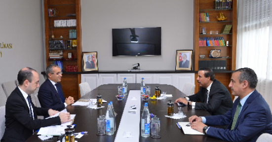 Azerbaycan Eğitim Bakanı Cabbarov, Büyükelçi Yusuf bin Hasan el-Saini kabul etti
